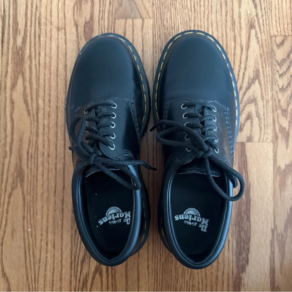 8053 Leather Platform Casual Shoes - Women’s Size 10 (Like New/Rarely Worn) - Picture 3 of 12